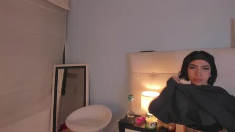 cintya kors online show from 02.20.25