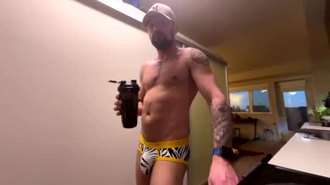 Snapshot of zuko_zen69 chatting on 01.18.25 Zuko online show from 01.18.25