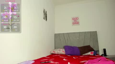 Snapshot of zule__williams chatting on 10.25.25 zule online show from 10.25.25