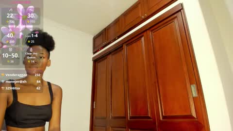 Snapshot of zule__williams chatting on 11.06.25 zule online show from 11.06.25