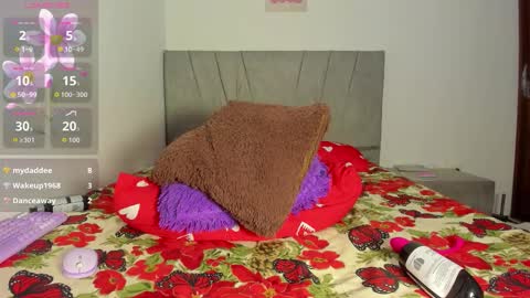 Snapshot of zule__williams chatting on 11.29.25 zule online show from 11.29.25