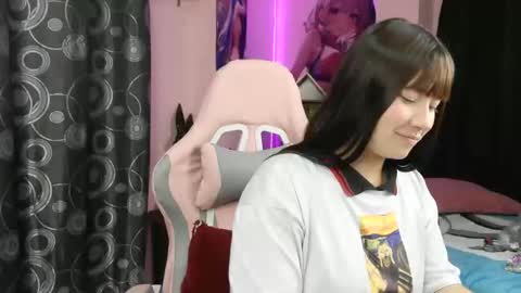 Snapshot of zulemapiel chatting on 04.06.26 zulemapiel online show from 04.06.26