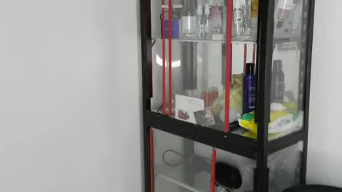 Snapshot of zulemapiel chatting on 04.09.26 zulemapiel online show from 04.09.26