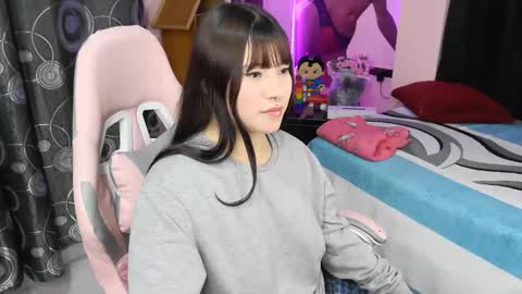 Snapshot of zulemapiel chatting on 04.15.26 zulemapiel online show from 04.15.26