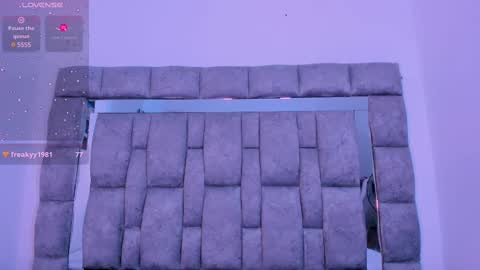 Snapshot of zulyjones chatting on 03.04.25 Zuly online show from 03.04.25