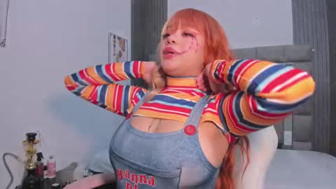 Snapshot of zulyjones chatting on 10.31.25 Zuly online show from 10.31.25