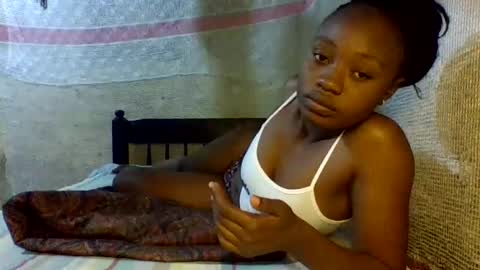 Snapshot of zuri255 chatting on 06.12.26 zuri255 online show from 06.12.26