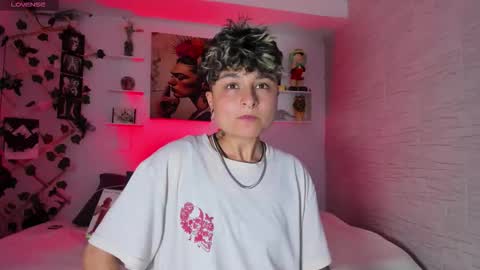 Zury Ramirez online show from 10.26.25