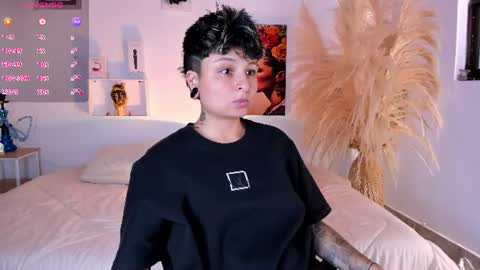 Snapshot of zuryramirez_ chatting on 07.17.26 Zury Ramirez online show from 07.17.26