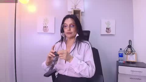 Snapshot of zuzana21 chatting on 04.28.26 Zuzana21 online show from 04.28.26