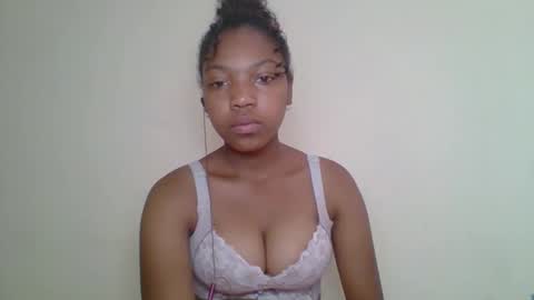 zyraelle_01 online show from 05.08.26
