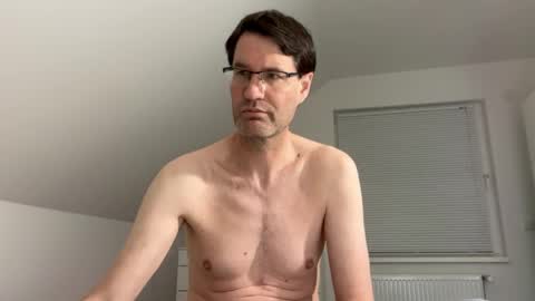 Snapshot of zzz123_cam chatting on 05.16.26 zzz123_cam online show from 05.16.26