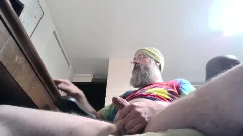 Snapshot of zzzzzbuzz chatting on 03.09.25 zzzzzbuzz online show from 03.09.25