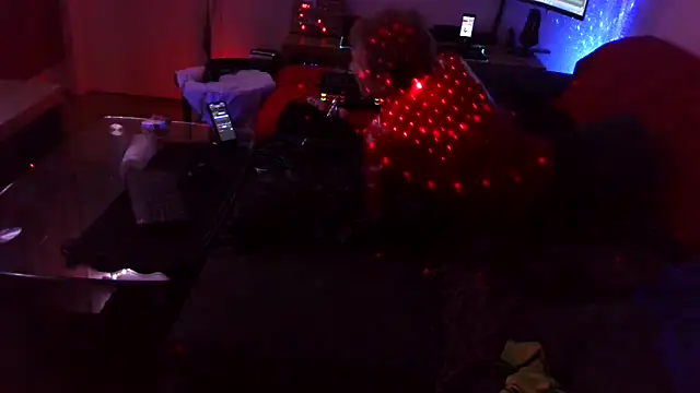 Snapshot of davidgntxxxxx chatting on 11.15.25 davidgntxxxxx online show from 11.15.25