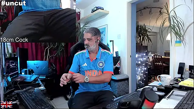 OnlineBossUK online show from 10.22.25