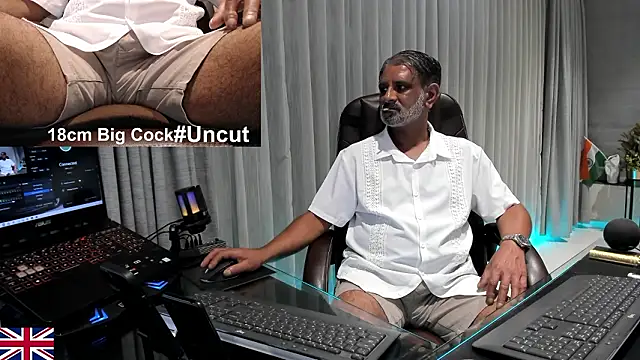 Snapshot of OnlineBossUK chatting on 01.31.26 OnlineBossUK online show from 01.31.26