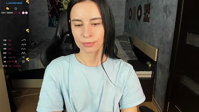 Horny Nikki  online show from 12.13.24