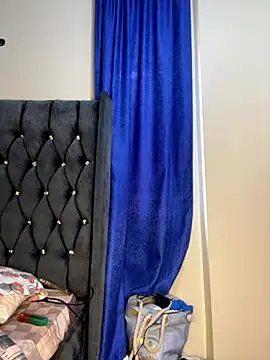 Snapshot of bigbooobs3 chatting on 10.27.25 bigbooobs3 online show from 10.27.25