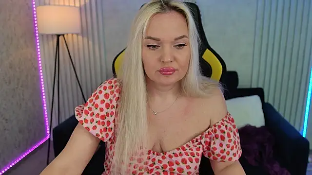 MissyMartinez online show from 04.14.26