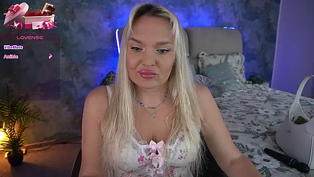 Snapshot of MissyMartinez chatting on 05.23.26 MissyMartinez online show from 05.23.26