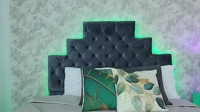 elizabeth coleman online show from 04.15.26