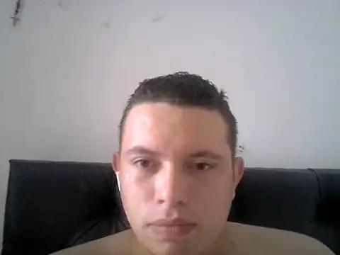 Snapshot of mons41 chatting on 05.18.26 mons41 online show from 05.18.26