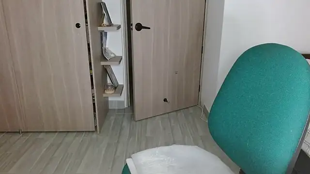 mia  lopez  online show from 04.09.26