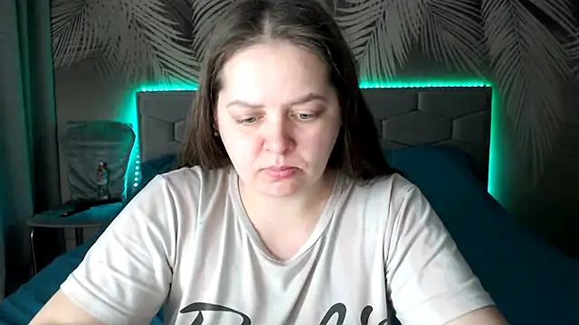 uliastar online show from 02.17.25