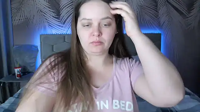 uliastar online show from 02.26.25