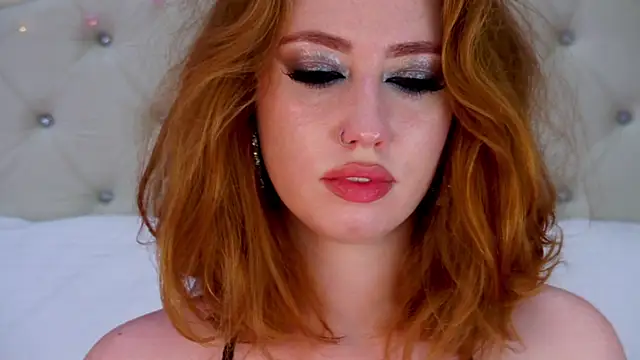 TinaBrook online show from 02.11.25