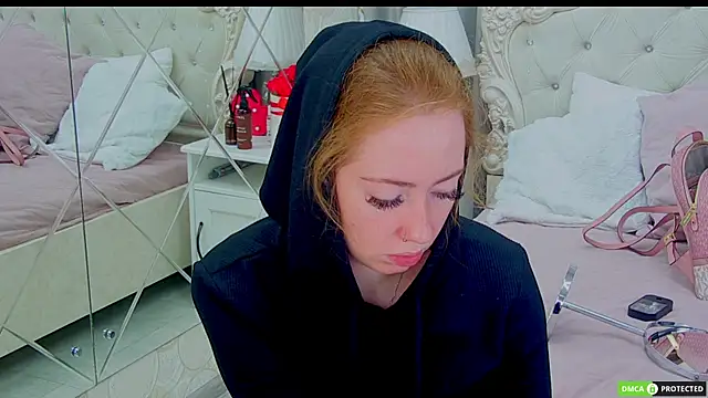 TinaBrook online show from 10.15.25