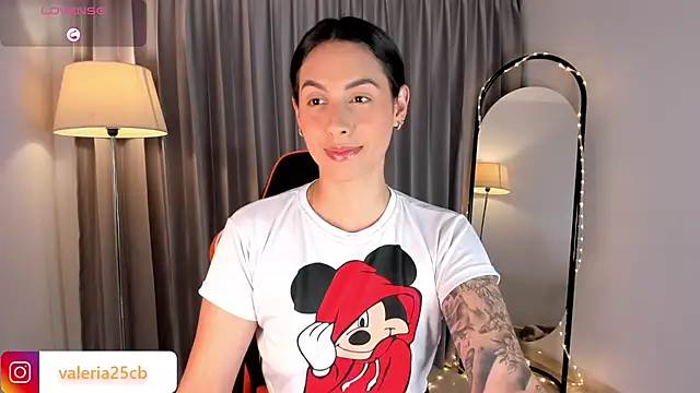 Snapshot of valeriia25_ chatting on 12.12.24 valeriia25 online show from 12.12.24