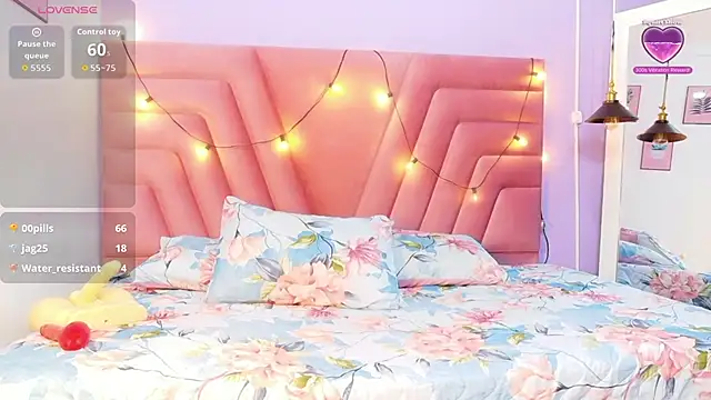 kinkylittlegirll online show from 02.26.26