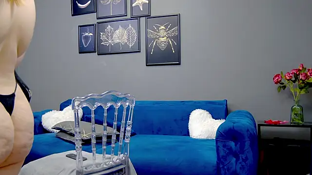 Katewalker  online show from 03.07.25