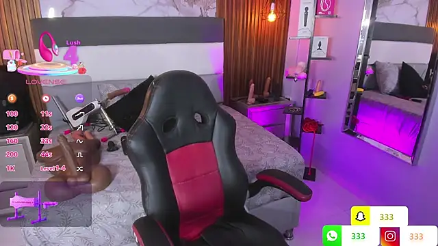 LIA ROUX1 online show from 12.18.25