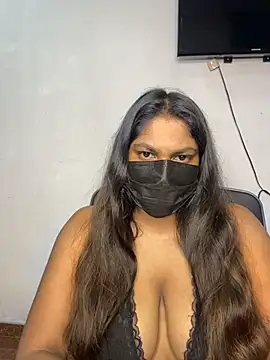 Snapshot of Black_Beauty997 chatting on 12.15.25 Black Beauty997 online show from 12.15.25