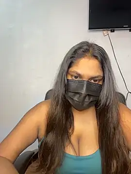 Snapshot of Black_Beauty997 chatting on 12.16.25 Black Beauty997 online show from 12.16.25