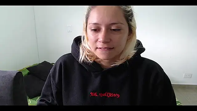 MommyMiaWs online show from 02.16.25