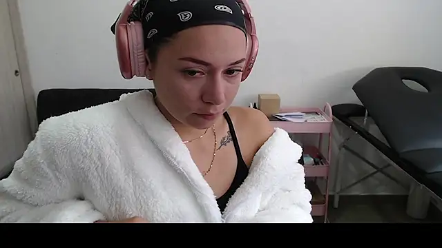 MommyMiaWs online show from 03.05.25