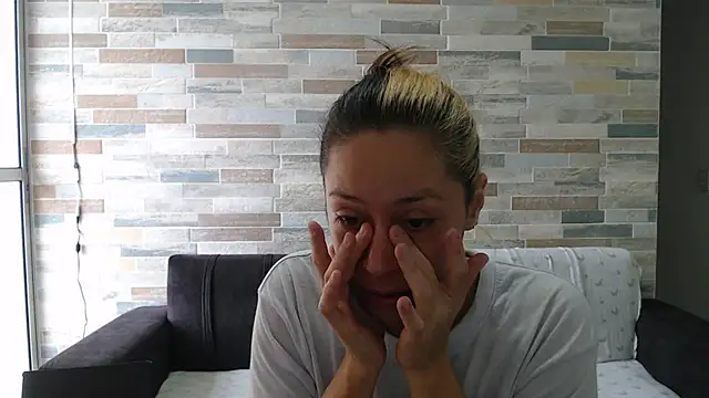 MommyMiaWs online show from 09.30.25