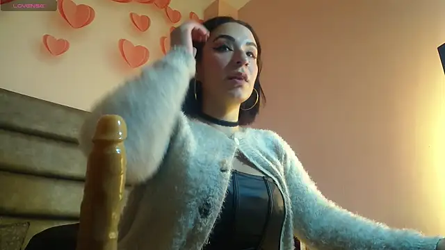 Snapshot of samanthaanderson_ chatting on 01.08.25 samanthaanderson online show from 01.08.25