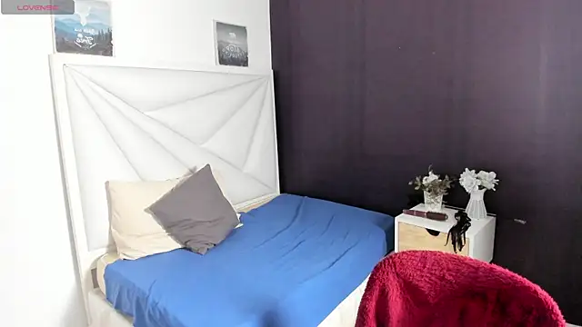 Snapshot of samanthaanderson_ chatting on 09.22.25 samanthaanderson online show from 09.22.25