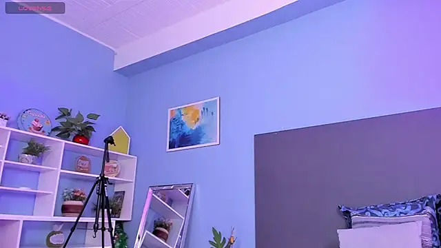 Snapshot of kylie_reyes chatting on 12.30.24 kylie reyes online show from 12.30.24