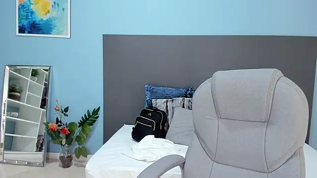 Snapshot of kylie_reyes chatting on 11.07.25 kylie reyes online show from 11.07.25