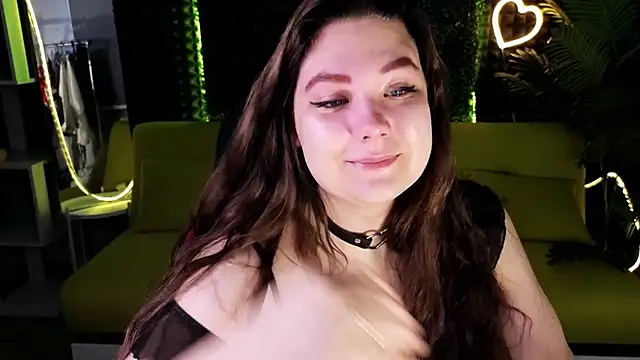 DjennaPalme online show from 01.04.25