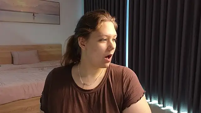 Snapshot of DjennaPalme chatting on 03.22.26 DjennaPalme online show from 03.22.26