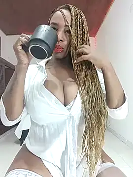 TAYLORR778 online show from 02.20.25