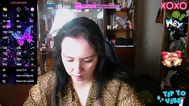 Snapshot of LeonaHarrison chatting on 12.12.24 LeonaHarrison online show from 12.12.24