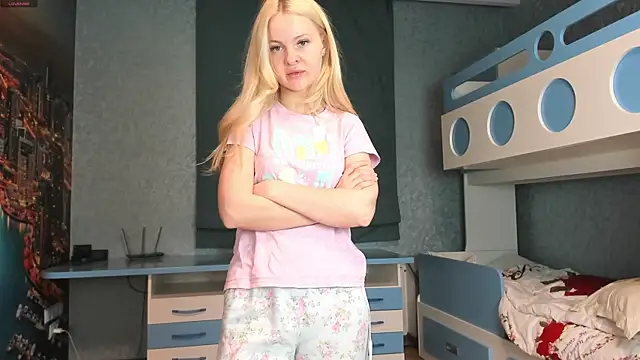 Masha 2002 online show from 04.13.26