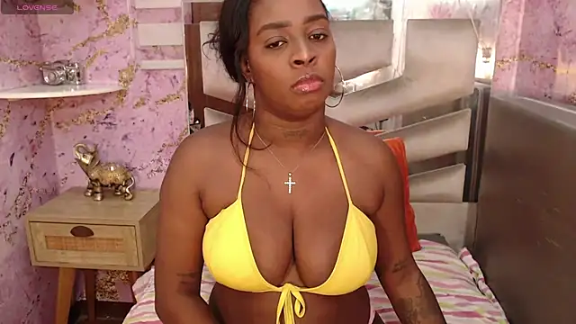 Snapshot of EBONNYGODDESXXX chatting on 11.26.25 EBONNYGODDESXXX online show from 11.26.25